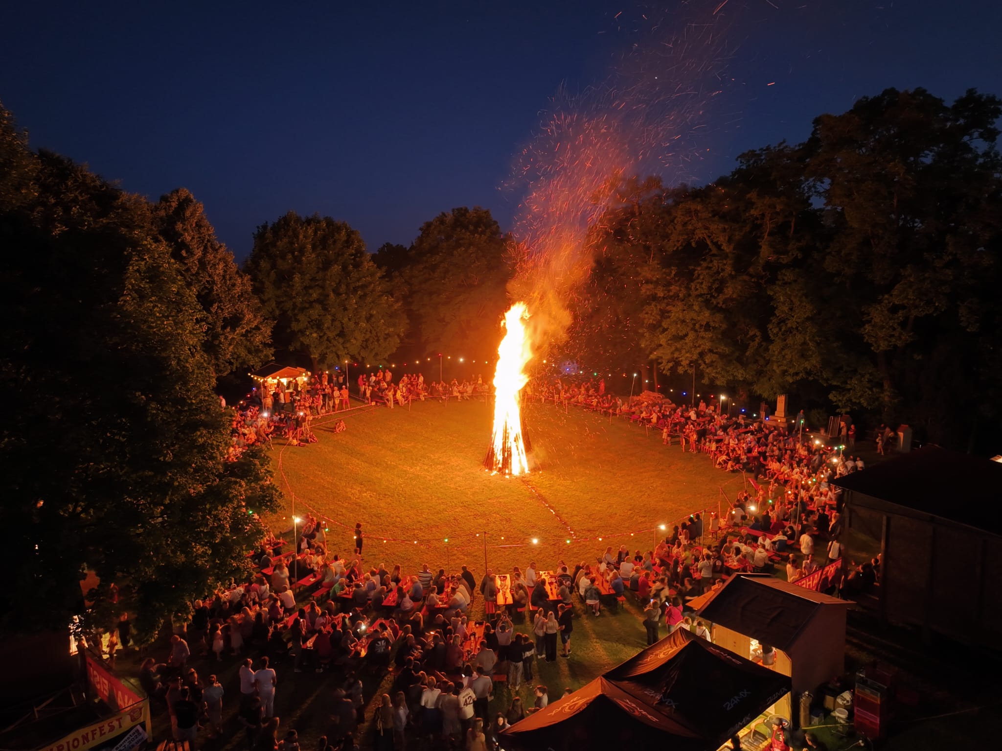Sonnwendfeier des Henaheisl e.V. am Nikolaiberg
